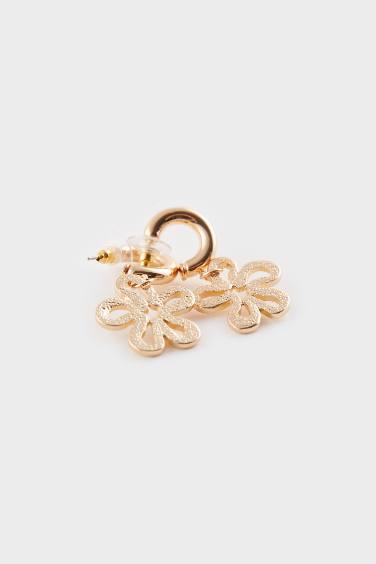Woman Floral Dangling Gold Earrings