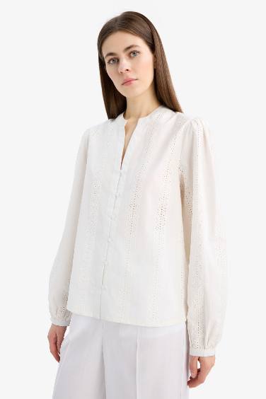 Regular Fit Bisiklet Yaka Brode Uzun Kollu Gömlek