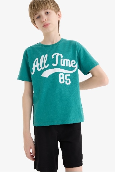 Ensemble de t-shirt imprimé à manches courtes et short pour garçon