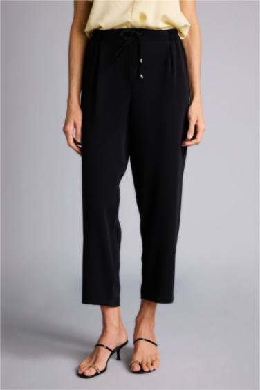 Carrot Fıt Yüksek Bel Düz Paça Krep Pantolon