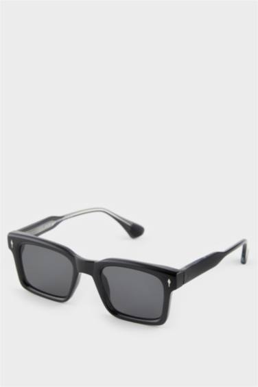 Woman Square Sunglasses
