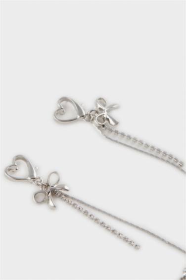 Woman 2 Piece Dangling Silver Earrings