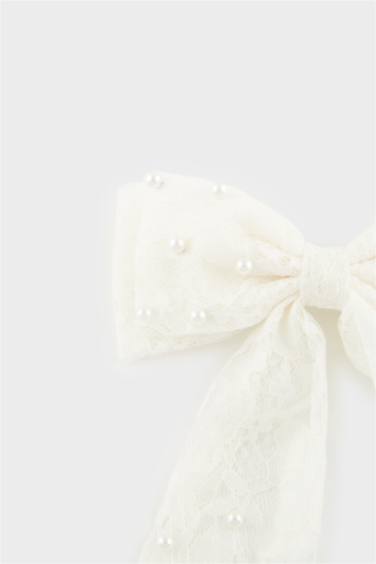 مشبك شعر بالؤلؤ