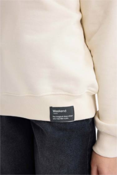 Girl Relax Fit Crew Neck Printed Sweatshirt