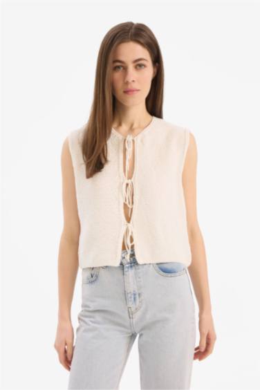 يلك تريكو قصة عادية بياخة مستديرة