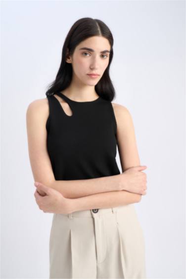 ديباردور مضلع سليم برقبة مستديرة