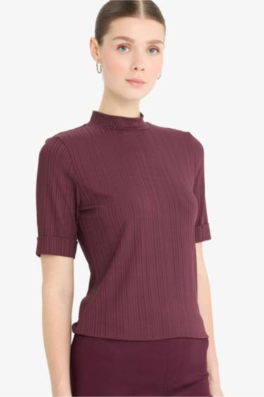 Woman Short Sleeve T-Shirt