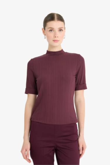 Woman Short Sleeve T-Shirt