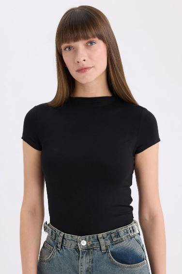 Slim Fit Half Turtleneck Basic Short Sleeve T-Shirt