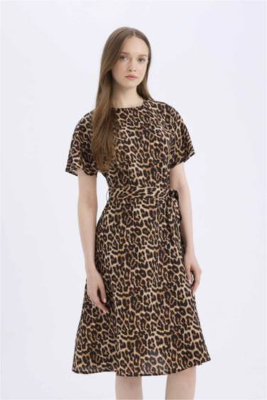 Regular Fit Crew Neck Leopard Midi Dress