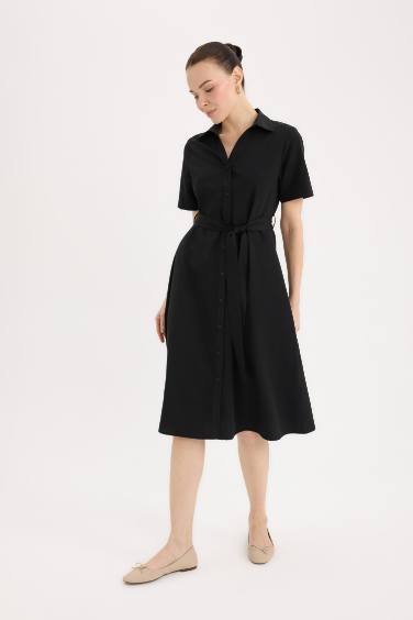 فستان ميدي بوبلين نص كم بقصة A بياقة قميص