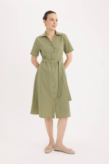 فستان ميدي بوبلين بقصة A بياخة قميص