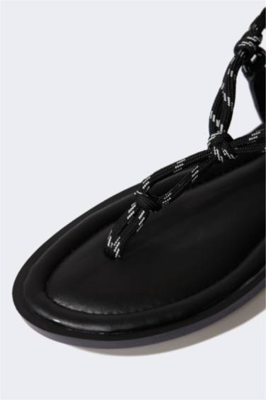 Kadın Tek Bantlı Düz Taban Terlik - Görsel 5