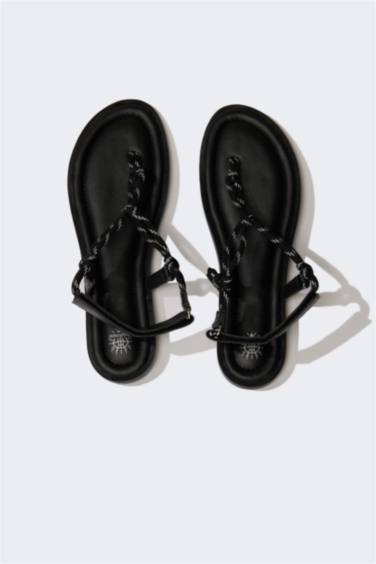 Kadın Tek Bantlı Düz Taban Terlik - Görsel 6