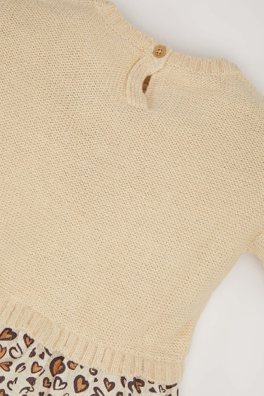 فستان بيبي بناتي قصة عادية كم طويل بياقة مستديرة