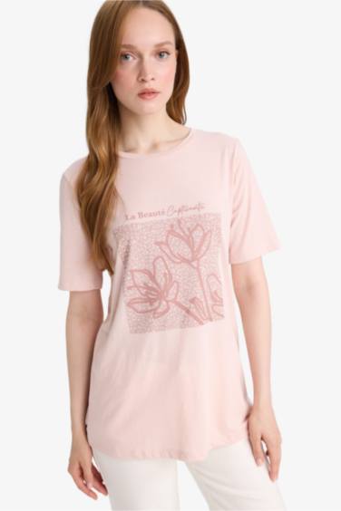 تيشيرت نص كم قصة عادية ورقبة مستديرة