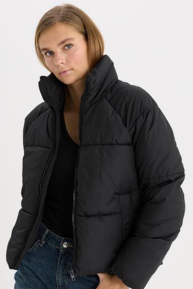 Regular Fit Şişme Mont Fermuarlı Cepli