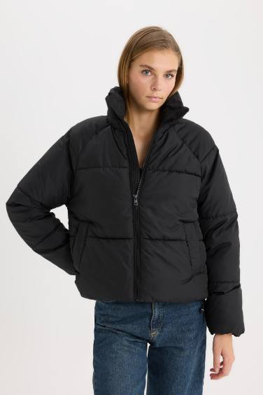 Regular Fit Şişme Mont Fermuarlı Cepli