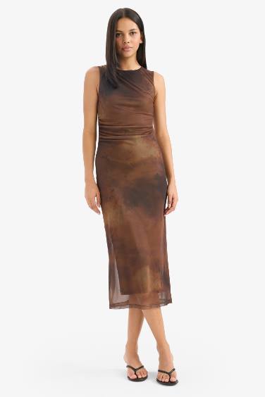 فستان ميدي كت تول سليم فيت بوديكون بياقة مستديرة