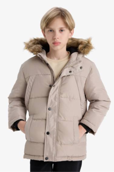 Детская куртка с капюшоном и съемным искусственным мехом, на флисовой подкладке