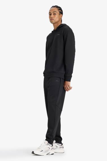 سروال رياضي قصة عادية