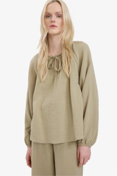 Oversize Geniş Kalıp Bağcıklı Yaka Müslin Uzun Kollu Bluz