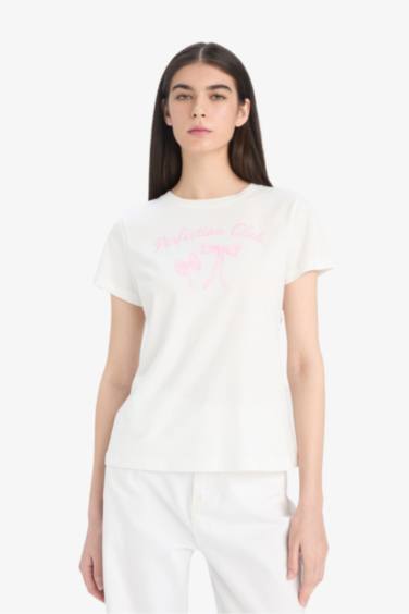 Футболка с круглым вырезом и короткими рукавами