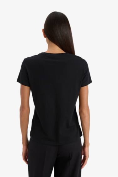 تيشيرت نص ردن فلورال قصة عادية بياخة مستديرة