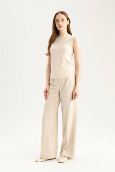 Regular Fit Bisiklet Yaka Basic Düz Kolsuz Tunik