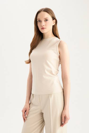 Regular Fit Bisiklet Yaka Basic Düz Kolsuz Tunik