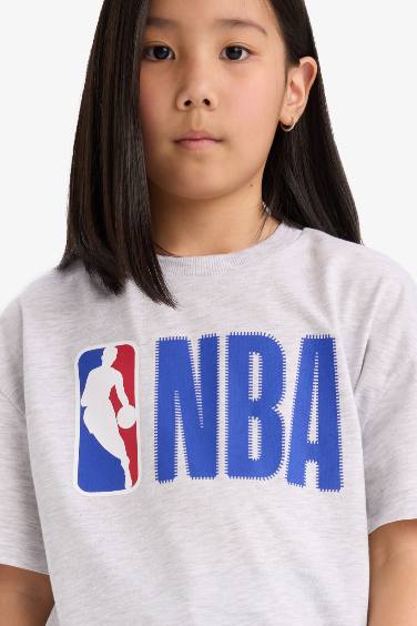 Kız Çocuk NBA Wordmark Oversize Geniş Kalıp Bisiklet Yaka Kısa Kollu Tişört
