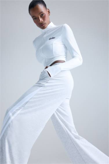 Veste de sport zippée à col montant Coupe slim de DeFactoFit