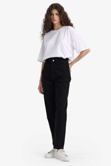 بنطلون جينز بيبرباج برجل عادية وخصر عالي