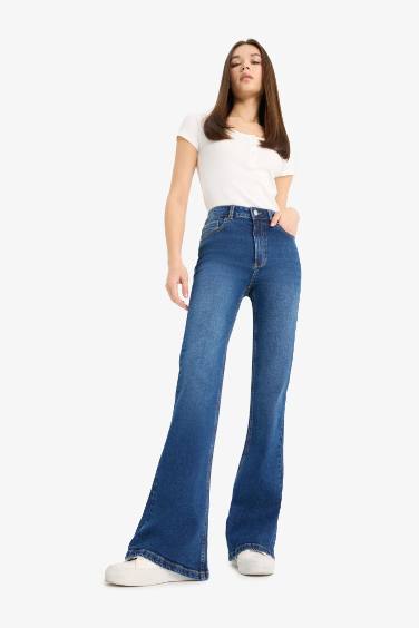 Mia High Waist Straight Leg Jeans