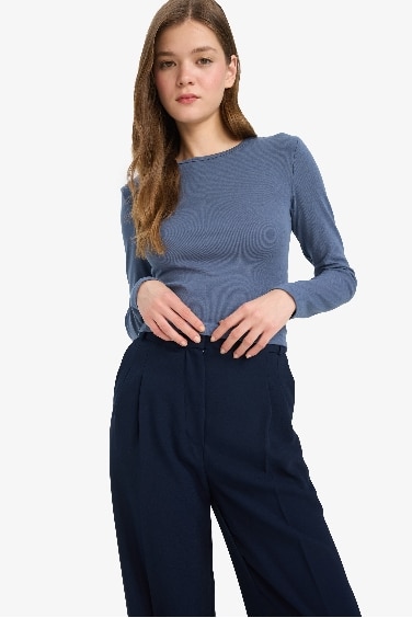 Fitted Crew Neck Ribbed T-Shirt