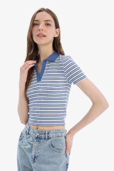 تيشيرت بولو نص كم مخطط