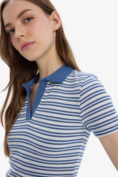 تيشيرت بولو نص كم مخطط