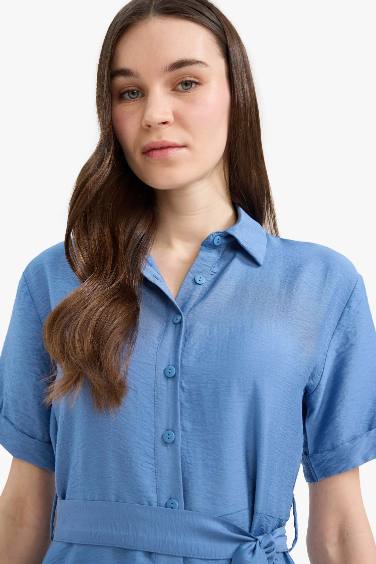 فستان قصة عادية بياقة قميص