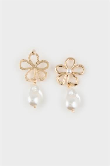 Woman Floral Pearl Earrings