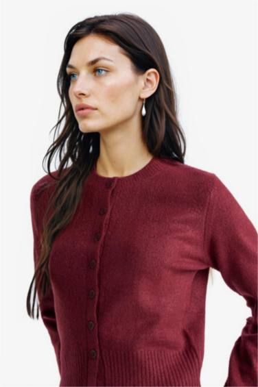 Slim Fit Dar Kesim Bisiklet Yaka Düğmeli Triko Hırka