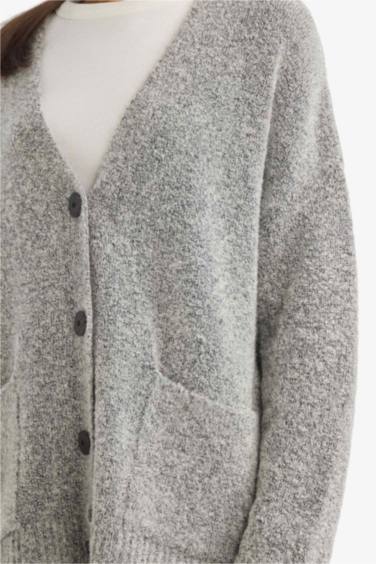 Oversize Geniş Kalıp V Yaka Hırka