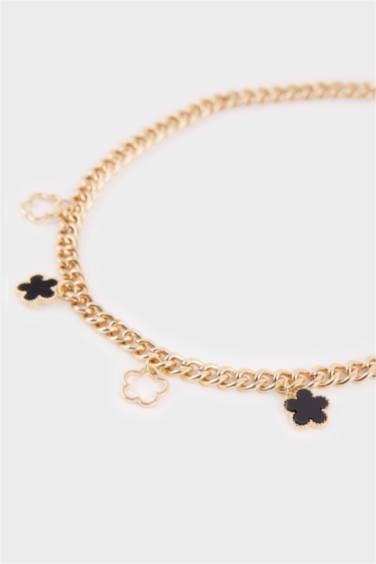 Kadın Siyah-Beyaz Yonca Detaylı kolye