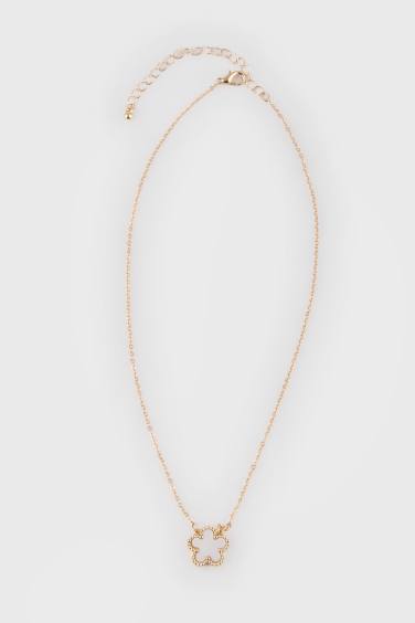 Kadın Beyaz Çiçekli Gold Kolye