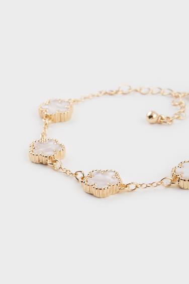 Kadın Beyaz Çiçekli Gold Bileklik