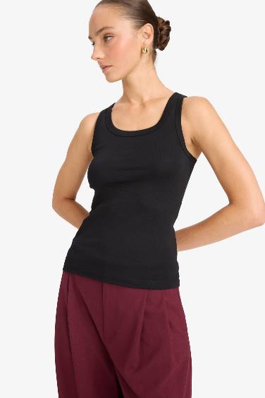 Slim Fit Basic Camisole Round Collar Tank Top