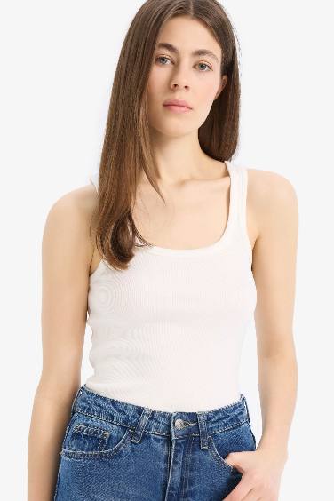 Slim Fit Basic Camisole Round Collar Tank Top