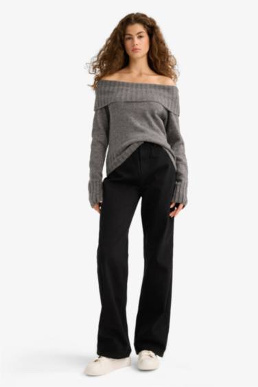 Slim Fit Dar Kesim Açık Omuz Triko Kazak