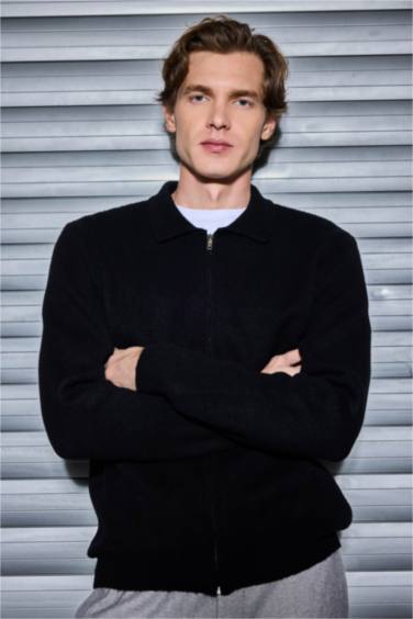 جاكيت تريكو قصة عادية بياخة بولو