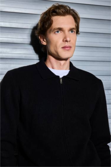 جاكيت تريكو قصة عادية بياخة بولو