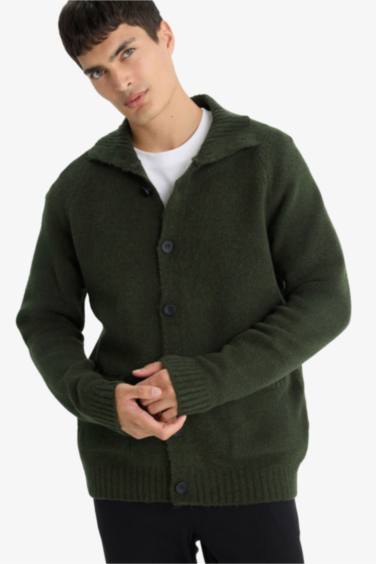 Cardigan en maille à col montant boutonné avec poches Coupe standard